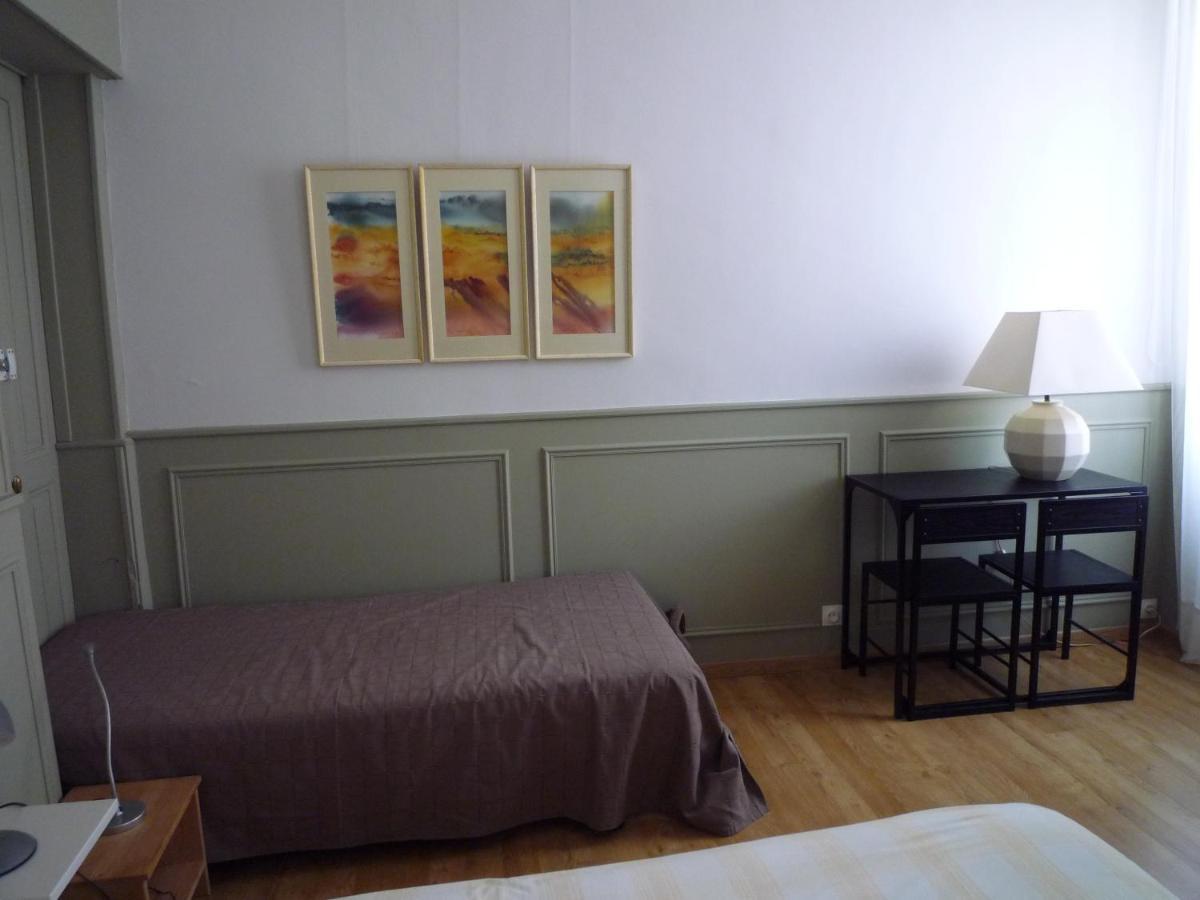 Appartement Centre Intra Muros Cour Exterieure Parking Prive Gratuit Avignon