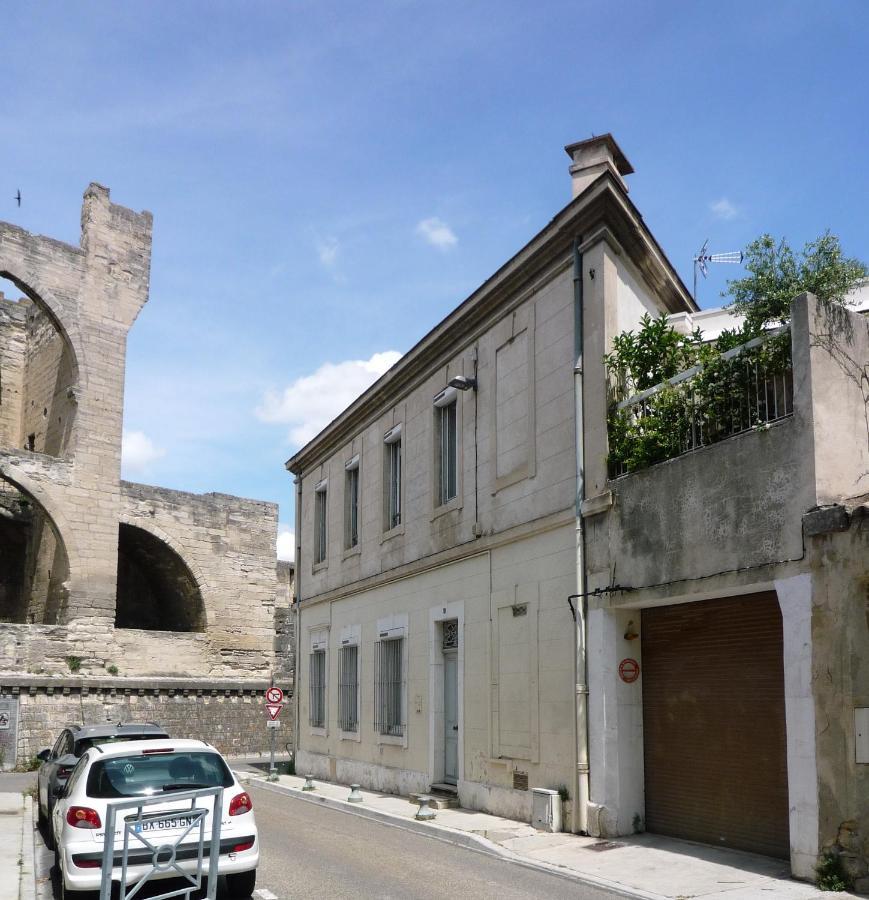 Appartement Centre Intra Muros Cour Exterieure Parking Prive Gratuit Avignon